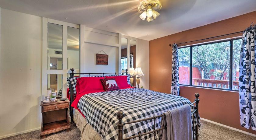 Prescott Cabin with Gas Grill about 10 Min To Downtown! photo