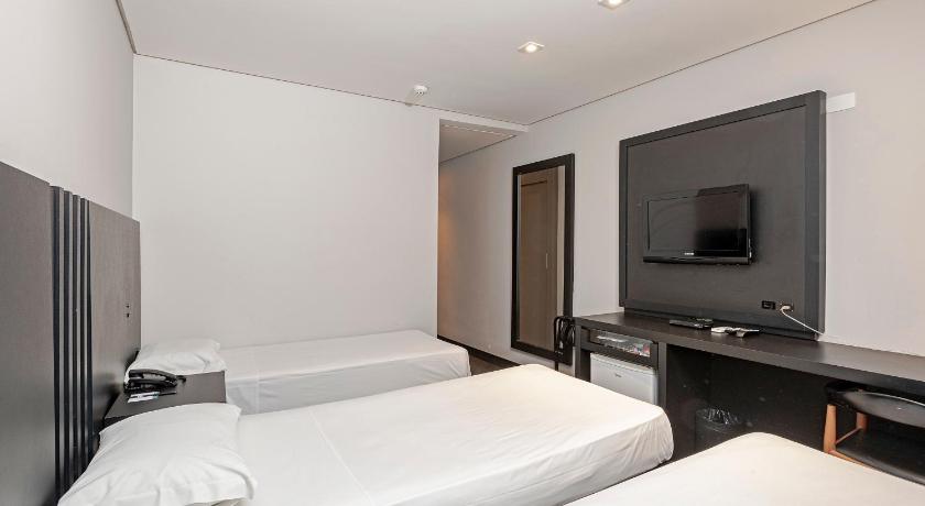 Image of Luxury Triple Room 9