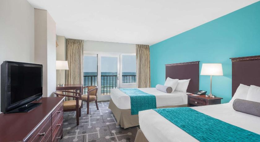 Howard Johnson Plaza Hotel by Wyndham Ocean City Oceanfront