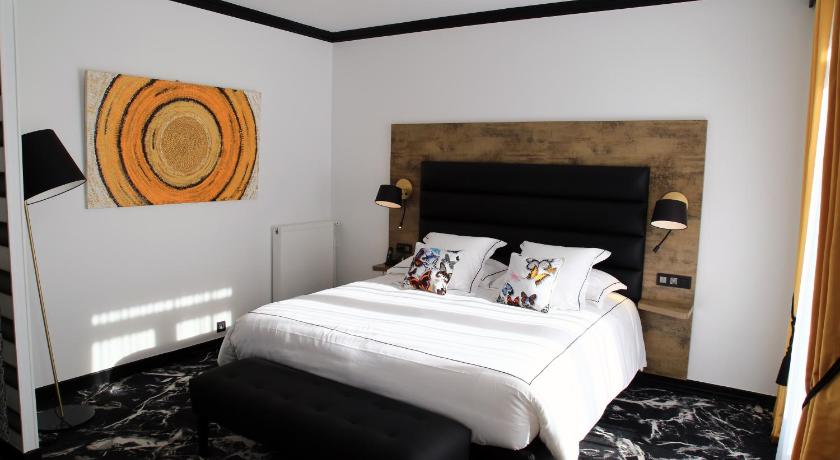 Image of Deluxe Double Room 3