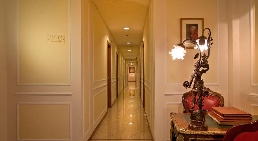 Rome Residenza Paolo VI 4-Star Hotel restaurant