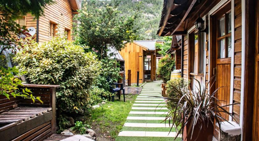Cabanas de la Patagonia — Hotel in San Martin De Los Andes