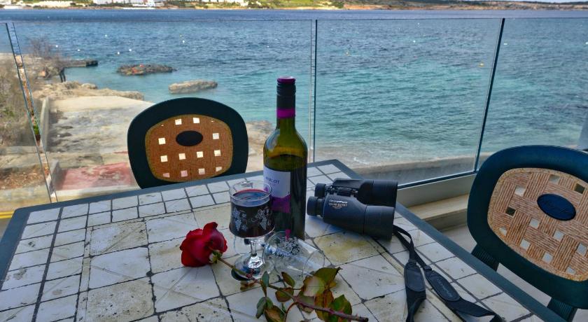 SEAFRONT No56 Award Winner Look out over Mellieha Bay from your Terrace Ideal for Winter Breaks espe photo