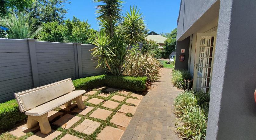 Acacia Westdene B&B photo