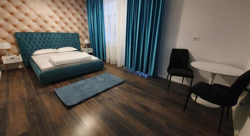 GARSONIERRE CENTRAL LUXURY — Hotel in Targu Jiu