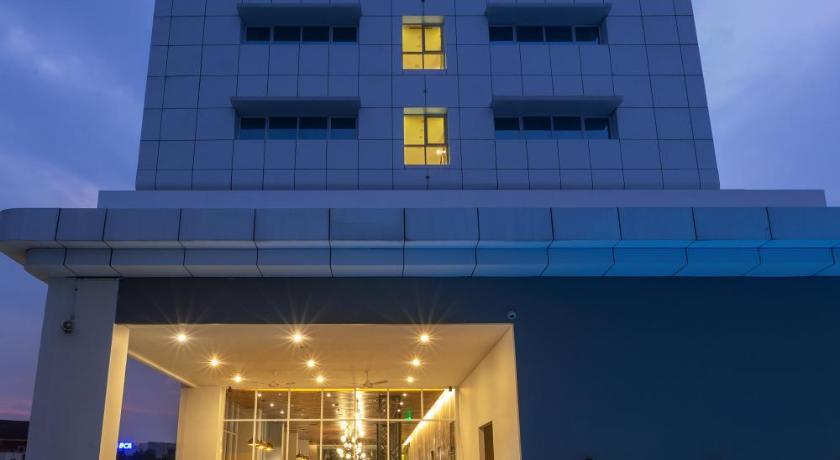 Hotel Santika Pasir Koja Bandung photo