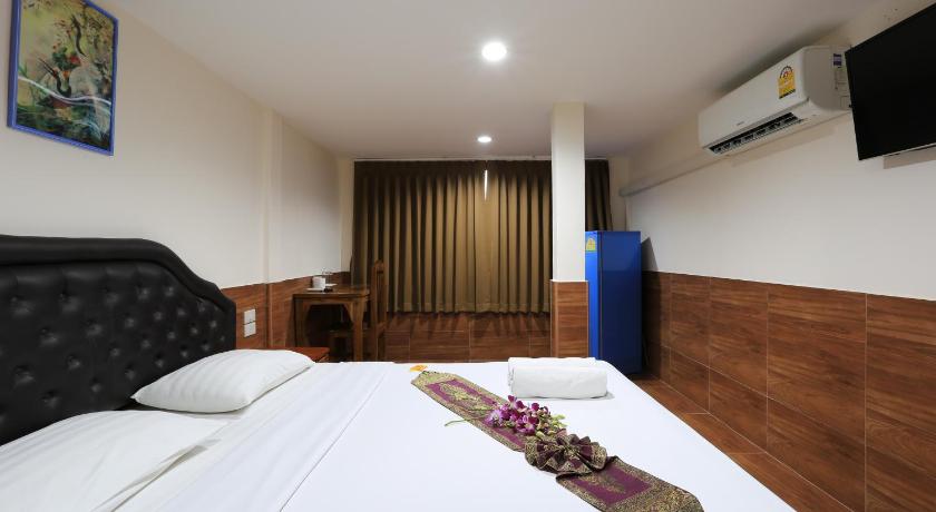 Image of Standard Double Bed 10