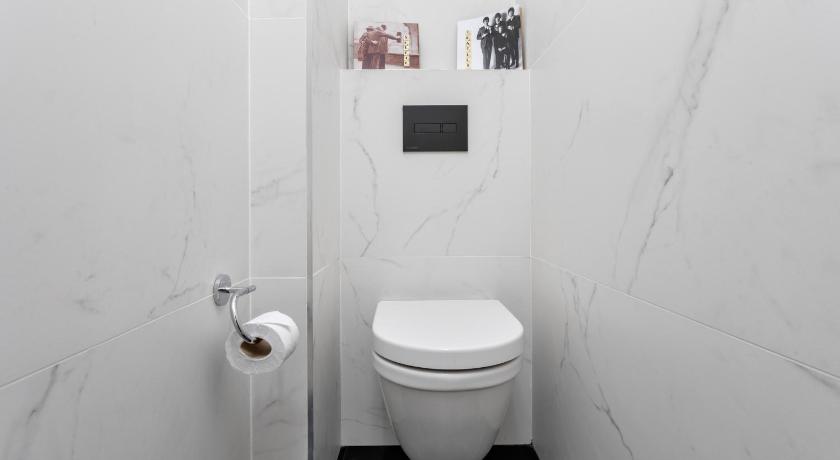 Trendy 2BR in Frishman by HolyGuest - image 11