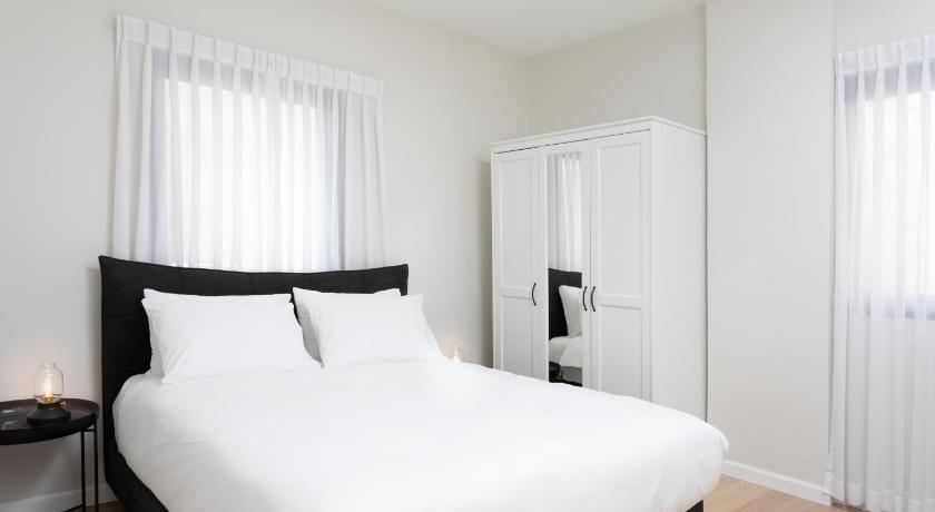 Trendy 2BR in Frishman by HolyGuest - image 15