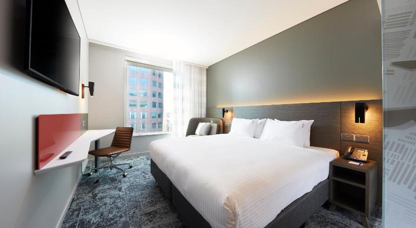 Holiday Inn Express Melbourne Southbank