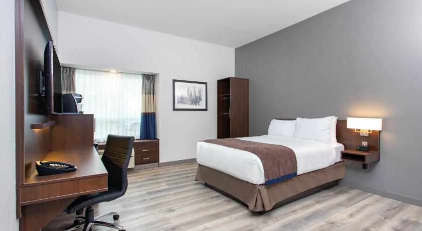 Microtel Inn & Suites by Wyndham Mont Tremblant