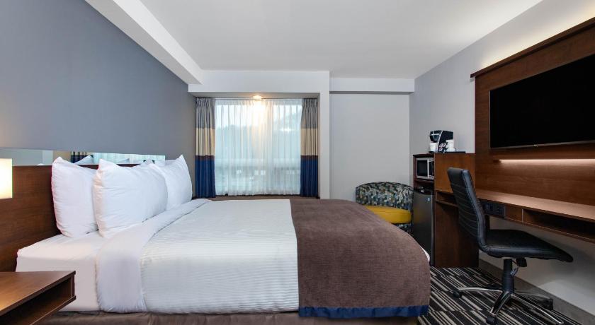 Microtel Inn & Suites by Wyndham Mont Tremblant