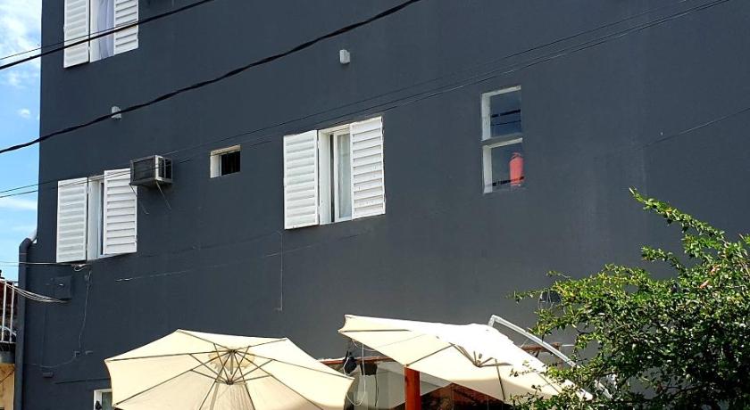 Hotel Iris — Hotel in Salta