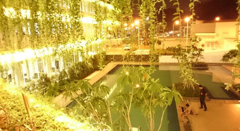 Apartment Altiz 2 br Bintaro Plaza Residence — Hotel in Tangerang
