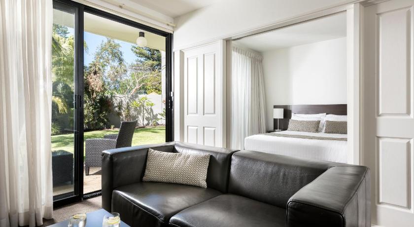 Image of One Bedroom Apartment 4