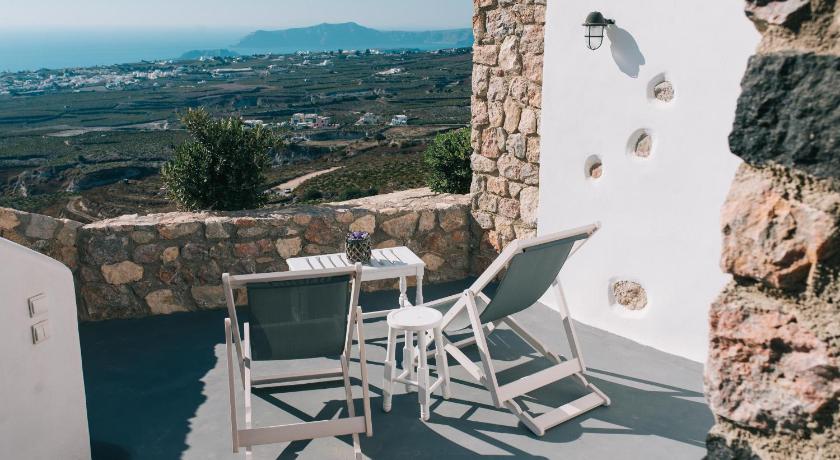 Zatrikion Santorini Villas photo