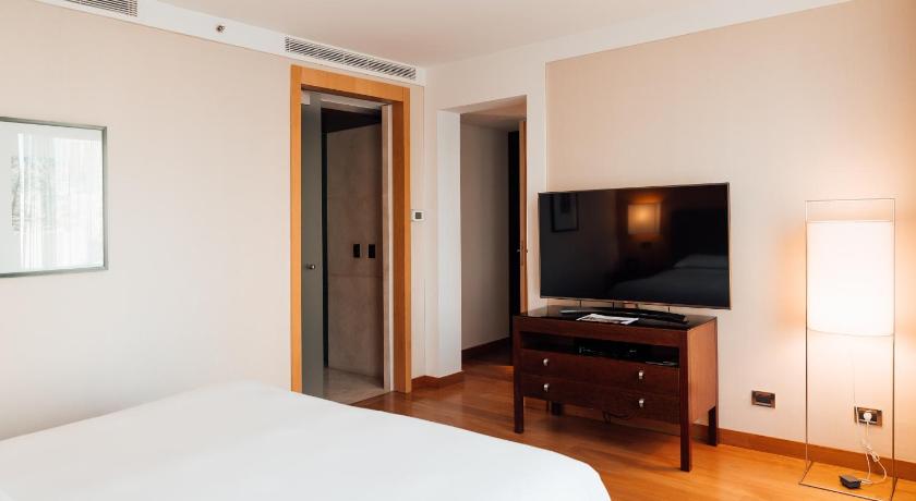 Image of Park One Bedroom Suite 9