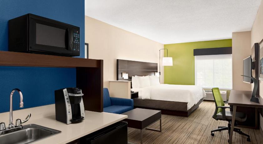 Holiday Inn Express Hotel & Suites McAlester