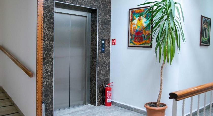 Infinity Exclusive City Hotel