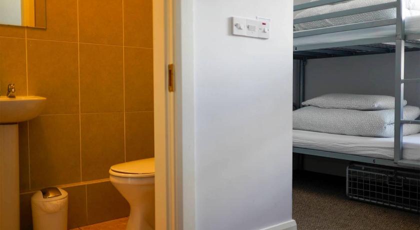 Image of Bed In 4-bed Mixed Dormitory Ensuite 1