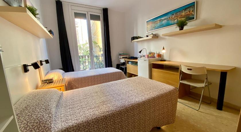 Barcelona Housing Student photo