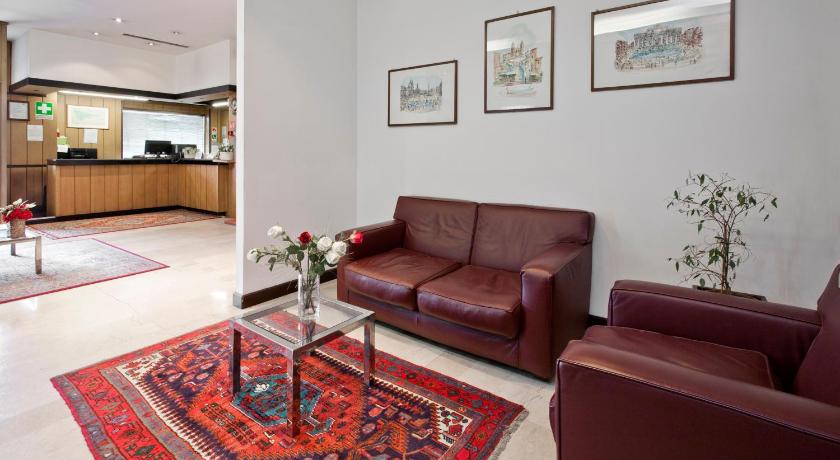 Hotel Fortuna photo