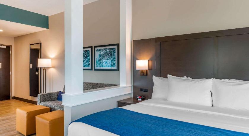 Comfort Inn & Suites Miami International Airport