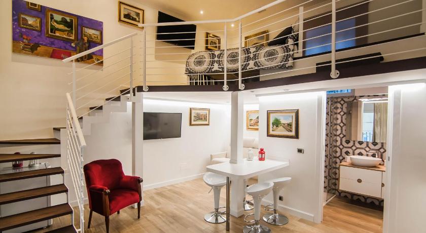 Solimena House 44