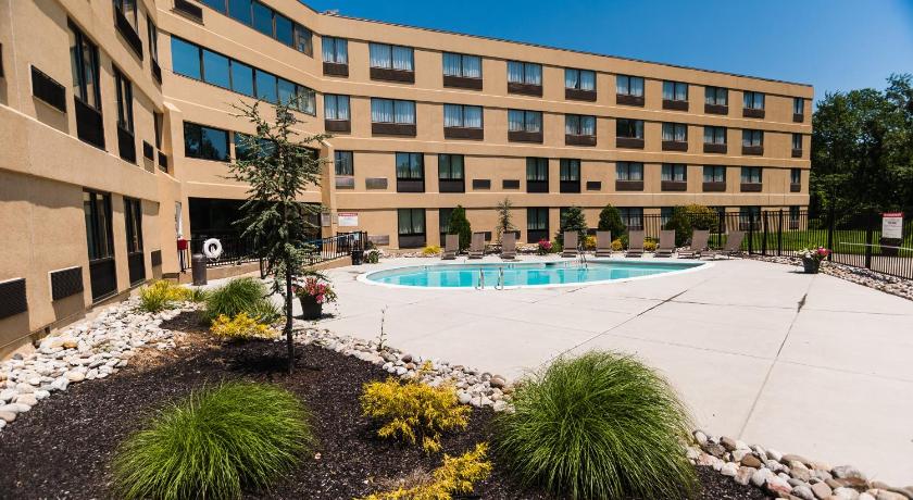 Holiday Inn Philadelphia South Swedesboro Hotel