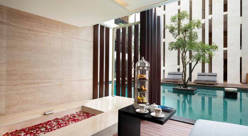 Image of Seminyak Pool King Suite with Balcony 5