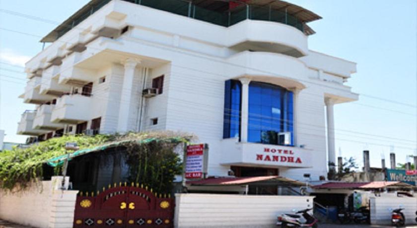 Hotel Nandha