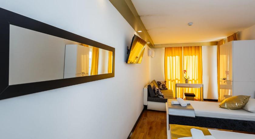 All Saints Suites Bb Kastela - image 35