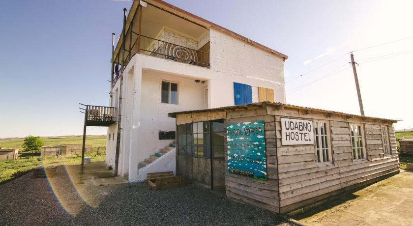 Udabno Hostel — Hotel in Udabno