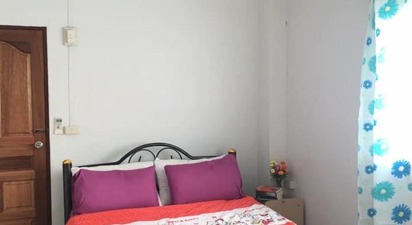 촌부리 MP House 2성급 게스트하우스 스위트룸