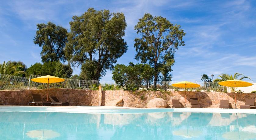 Alzitone — Hotel in Ghisonaccia
