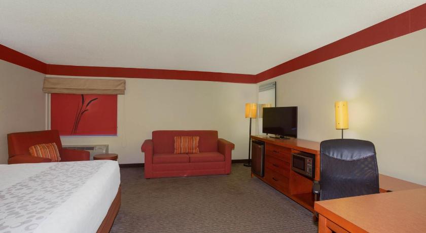 La Quinta Inn & Suites by Wyndham Springdale