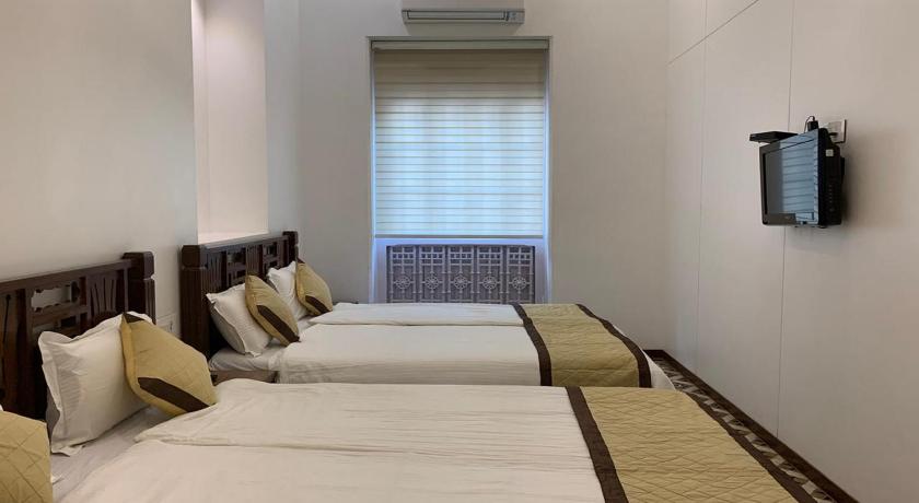 Carlton Hotel
