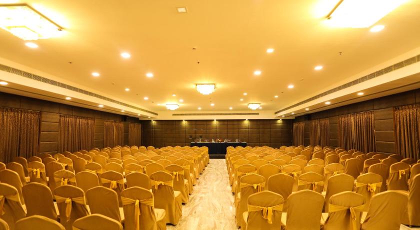 Raj Park Hotel