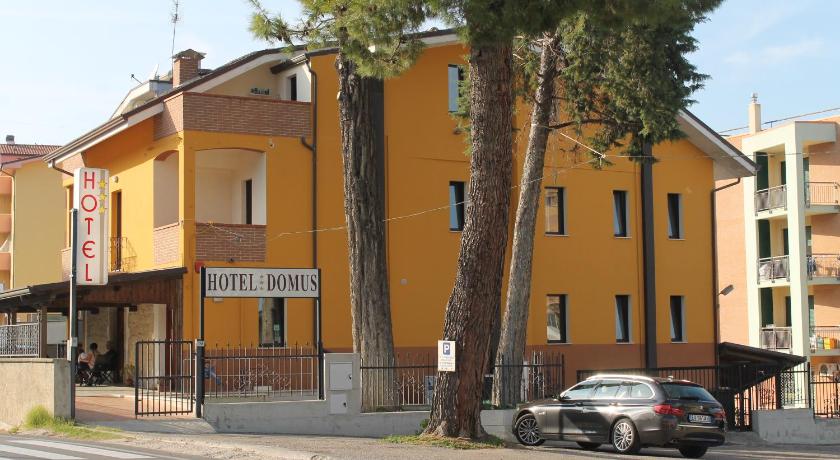Hotel Domus