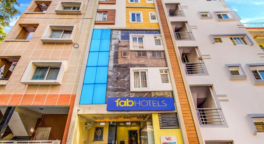 FabHotel Vipra Enclave