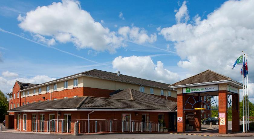 Holiday Inn Express Gloucester