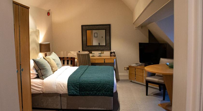 Image of Cozy Attic Double Room 1