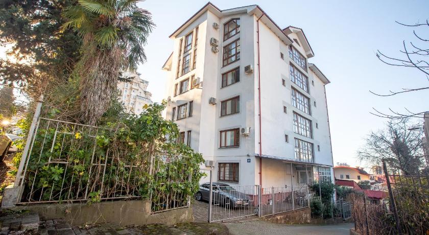 Hostel Red Cat — Hotel in Sochi