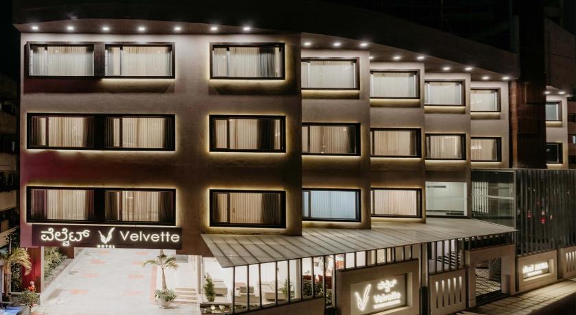 Velvette Hotel