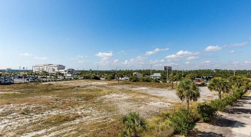 Sugar Beach Condominiums II — Hotel in Orange Beach (AL)