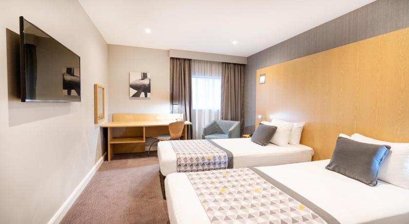 Holiday Inn London Luton Airport