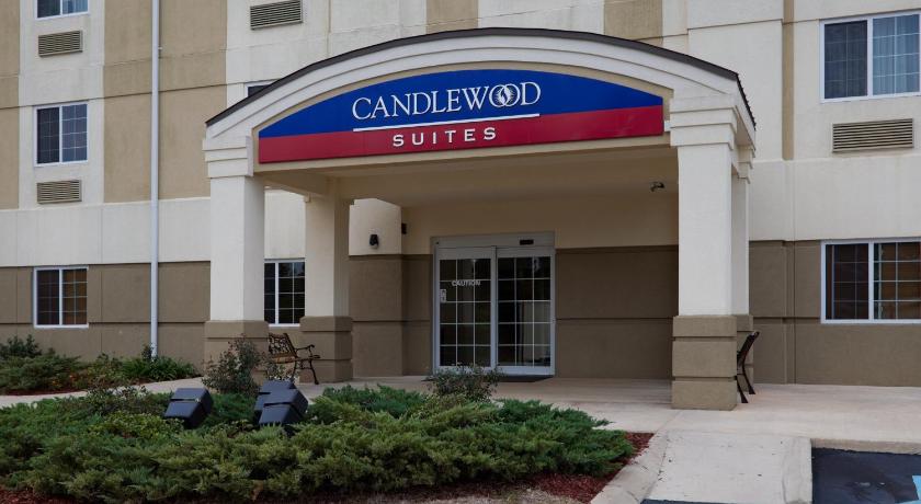 Candlewood Suites Pearl