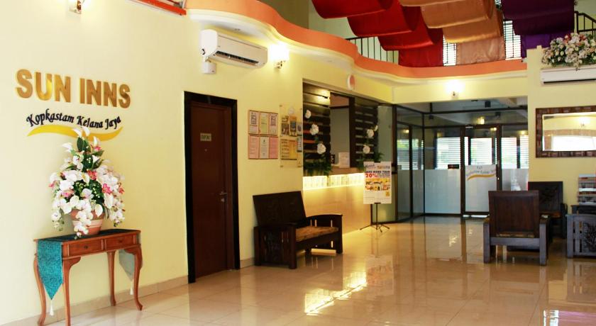 ジョホールバル SUN INNS PERMAS JAYA 3つ星 ホテル プール