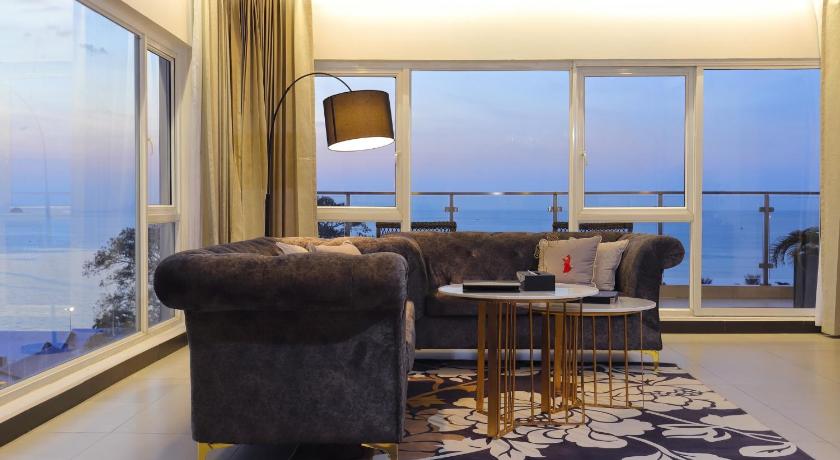 Image of Royal Suite Tower Building 6