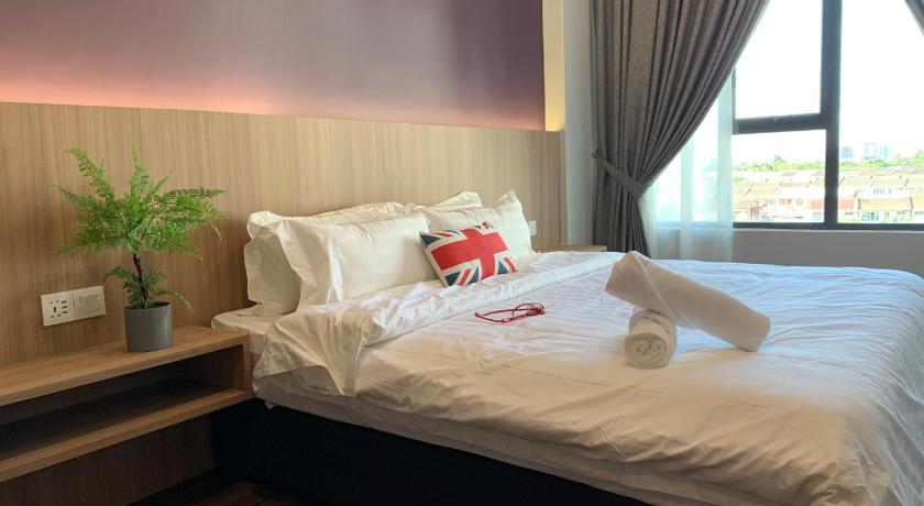 3Bedroom Rex Apartment 5min Drive to Vivacity photo